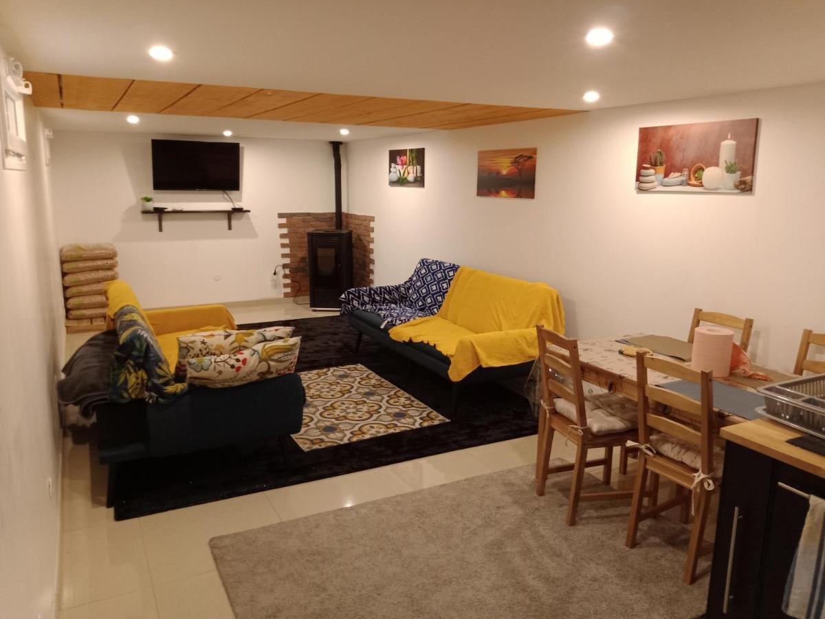 Country Side Villa Salins ภายนอก รูปภาพ